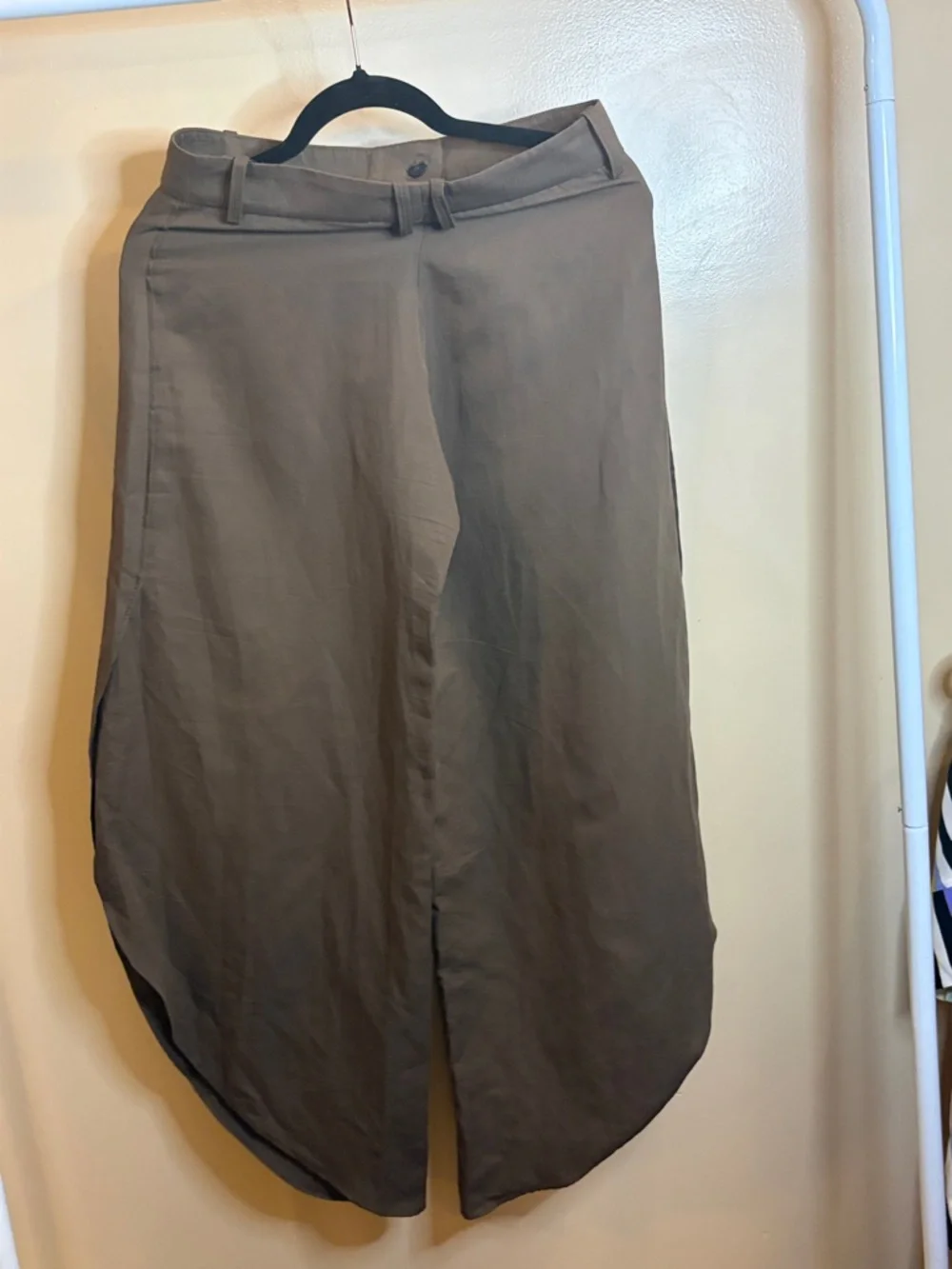 Zara Olive Green Wide Crop Pants - Picture 2 of 3